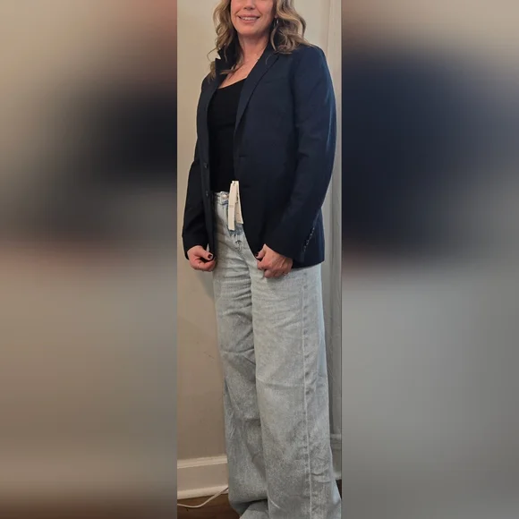 Calvin Klein Navy Blue Unisex Blazer. Slim Fit. NEW WITH TAGS. - Picture 7 of 9